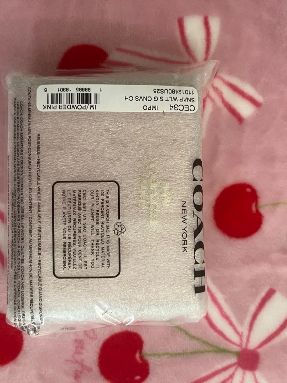 Coach Outlet Snap Wallet In Signature Canvas With Charm - Picture 4 of 4